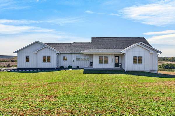5 Acres of Land with Home for Sale in Carson, Iowa