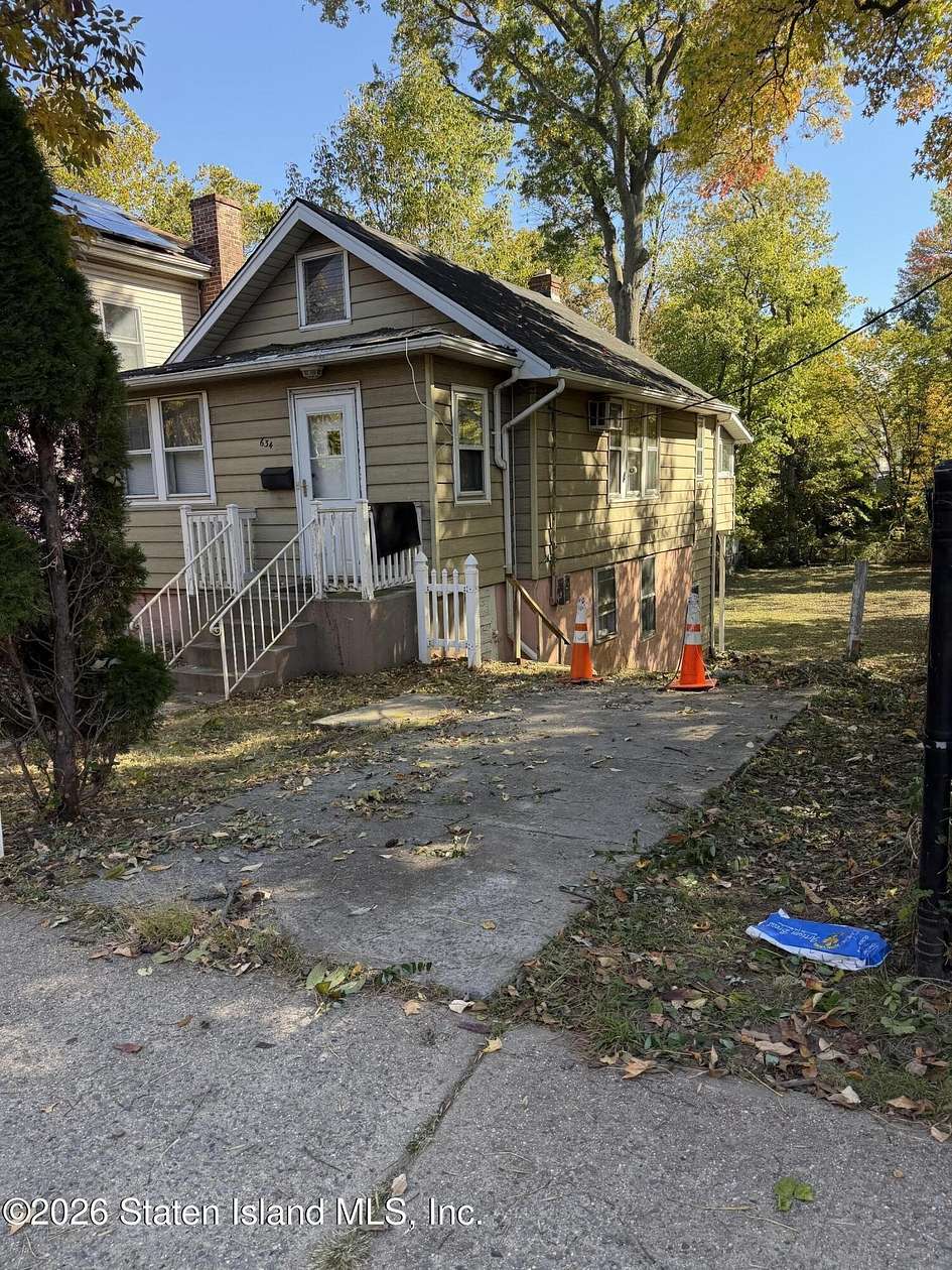 0.18 Acres of Residential Land for Sale in Staten Island, New York