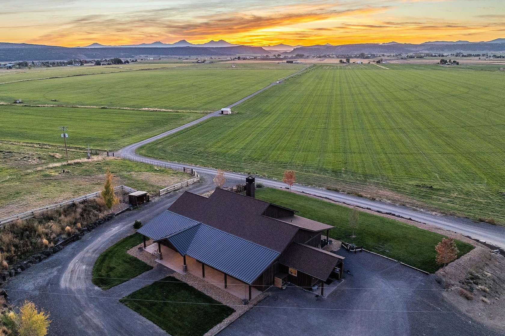 440 Acres of Land for Sale in Prineville, Oregon