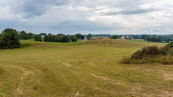 1.13 Acres of Residential Land for Sale in Albany, Kentucky