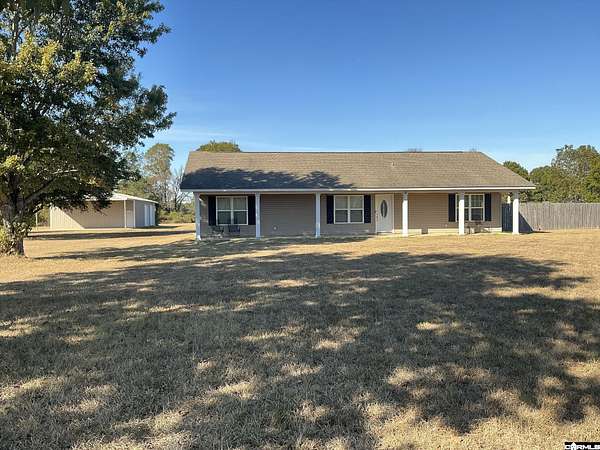 6.38 Acres of Land with Home for Sale in Crossett, Arkansas