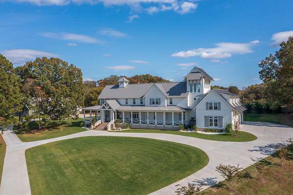 12 Acres of Land with Home for Sale in Chattanooga, Tennessee