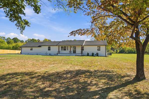 3.27 Acres of Land with Home for Sale in Tullahoma, Tennessee