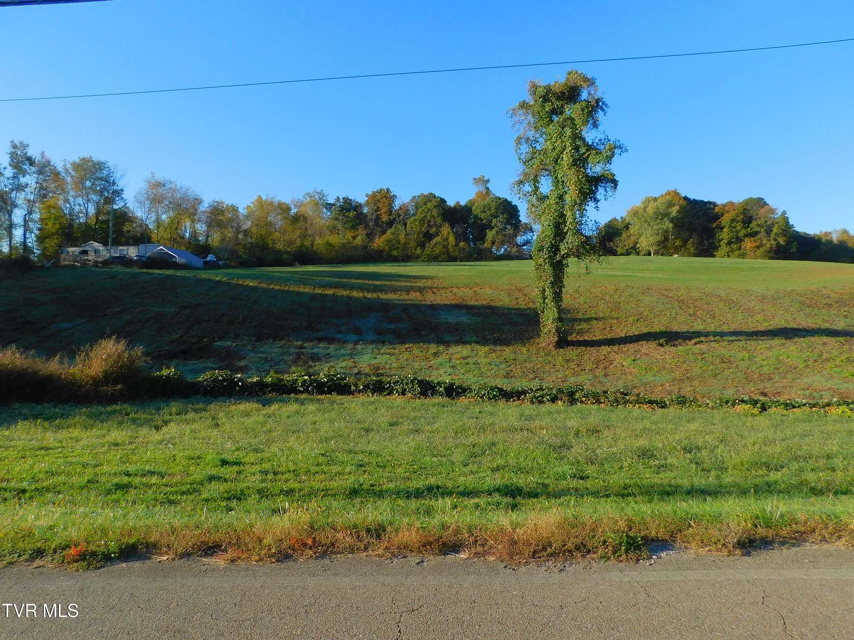 1.32 Acres of Residential Land for Sale in Mosheim, Tennessee