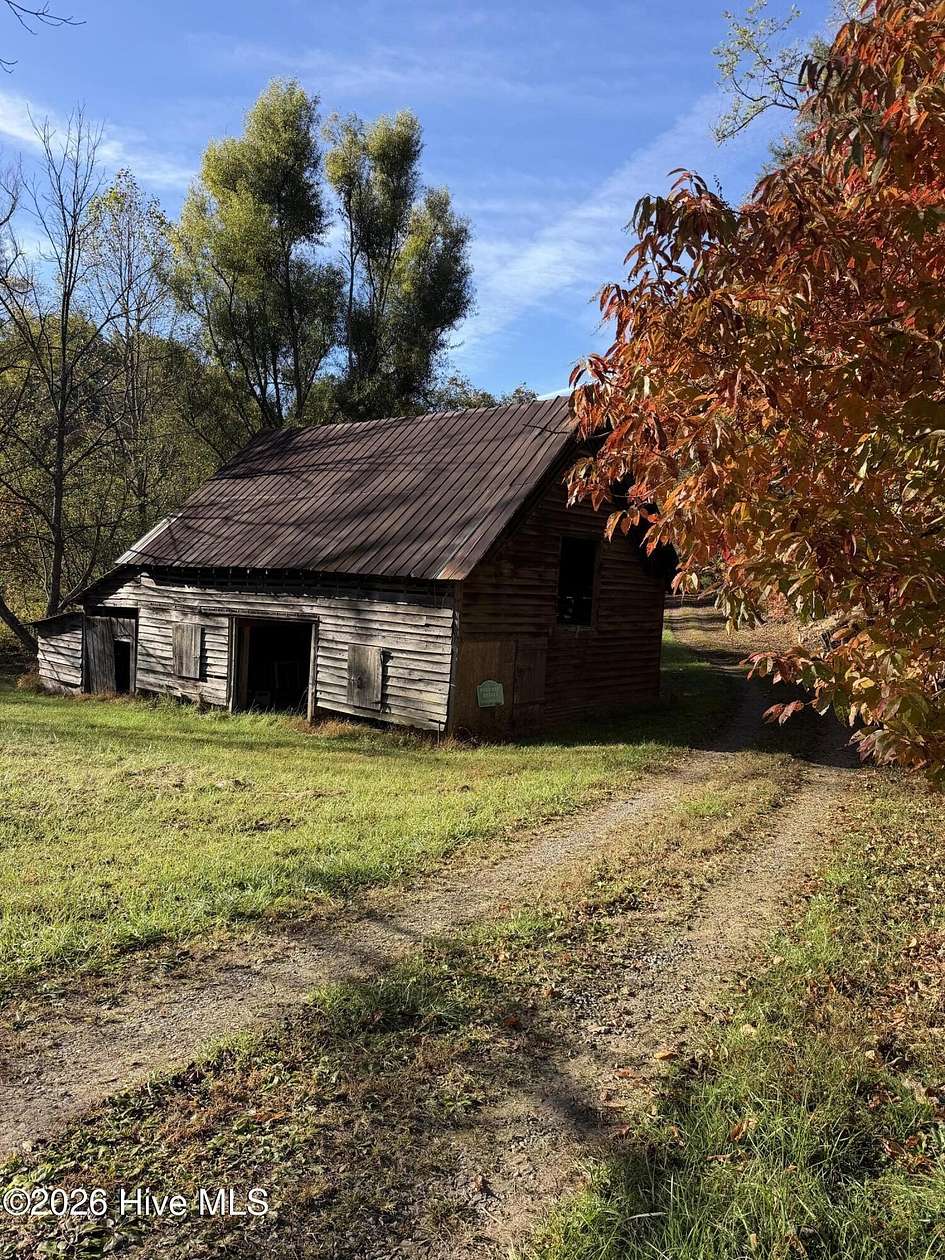 5.66 Acres of Residential Land for Sale in Murphy, North Carolina