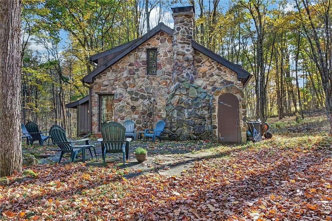 7 Acres of Land with Home for Sale in Treadwell, New York