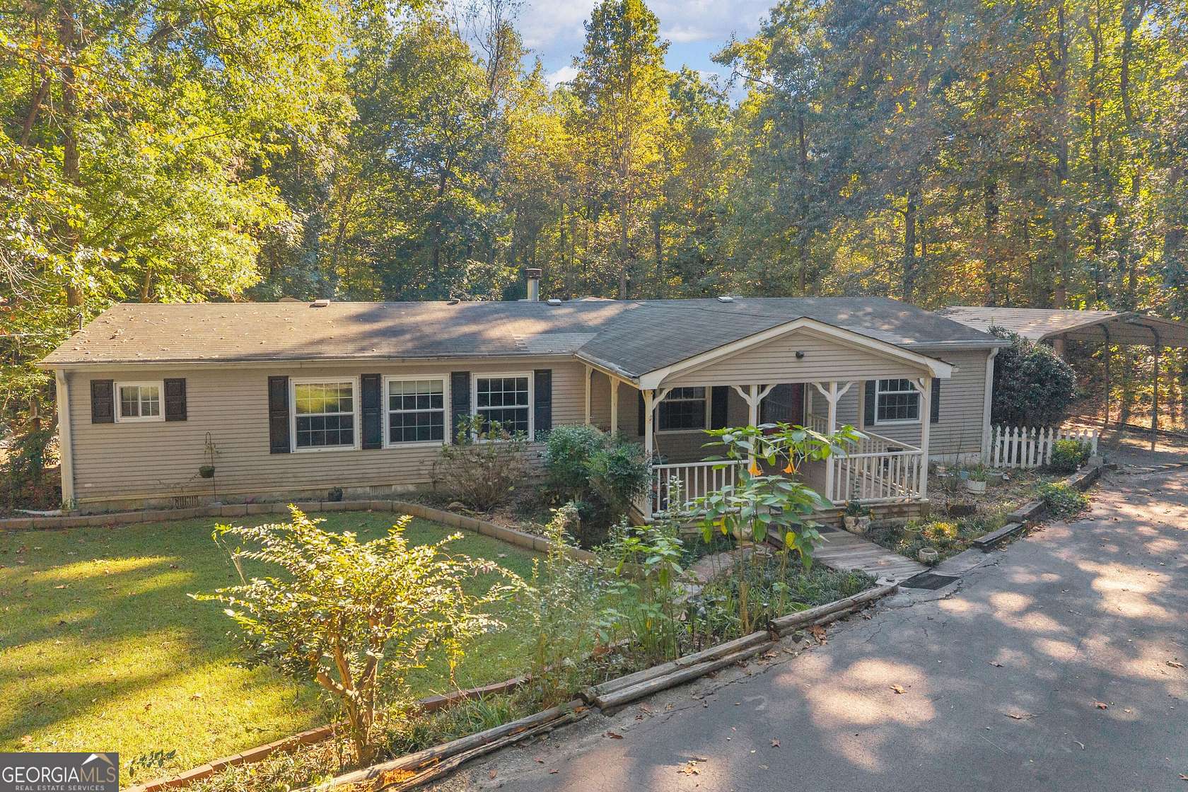 2.46 Acres of Land with Home for Sale in Lula, Georgia