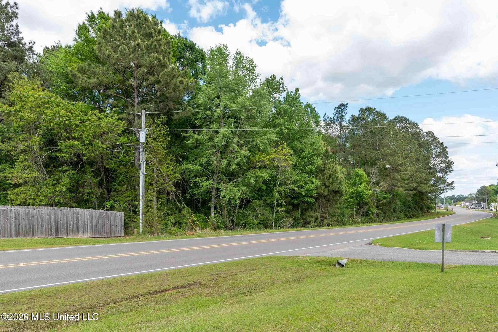 4.4 Acres of Mixed-Use Land for Sale in Ellisville, Mississippi