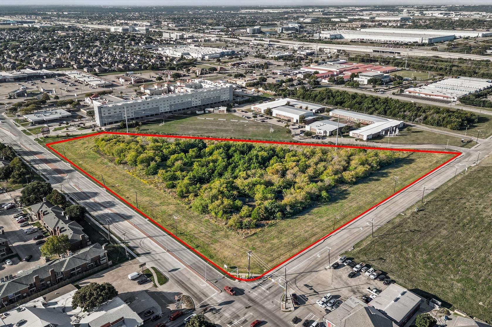9.13 Acres of Commercial Land for Sale in Grand Prairie, Texas