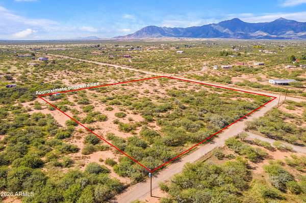 4.32 Acres of Residential Land for Sale in Hereford, Arizona