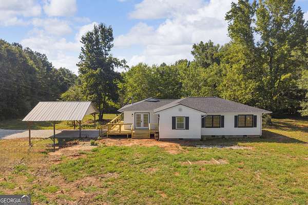 6.85 Acres of Land with Home for Sale in Martin, Georgia