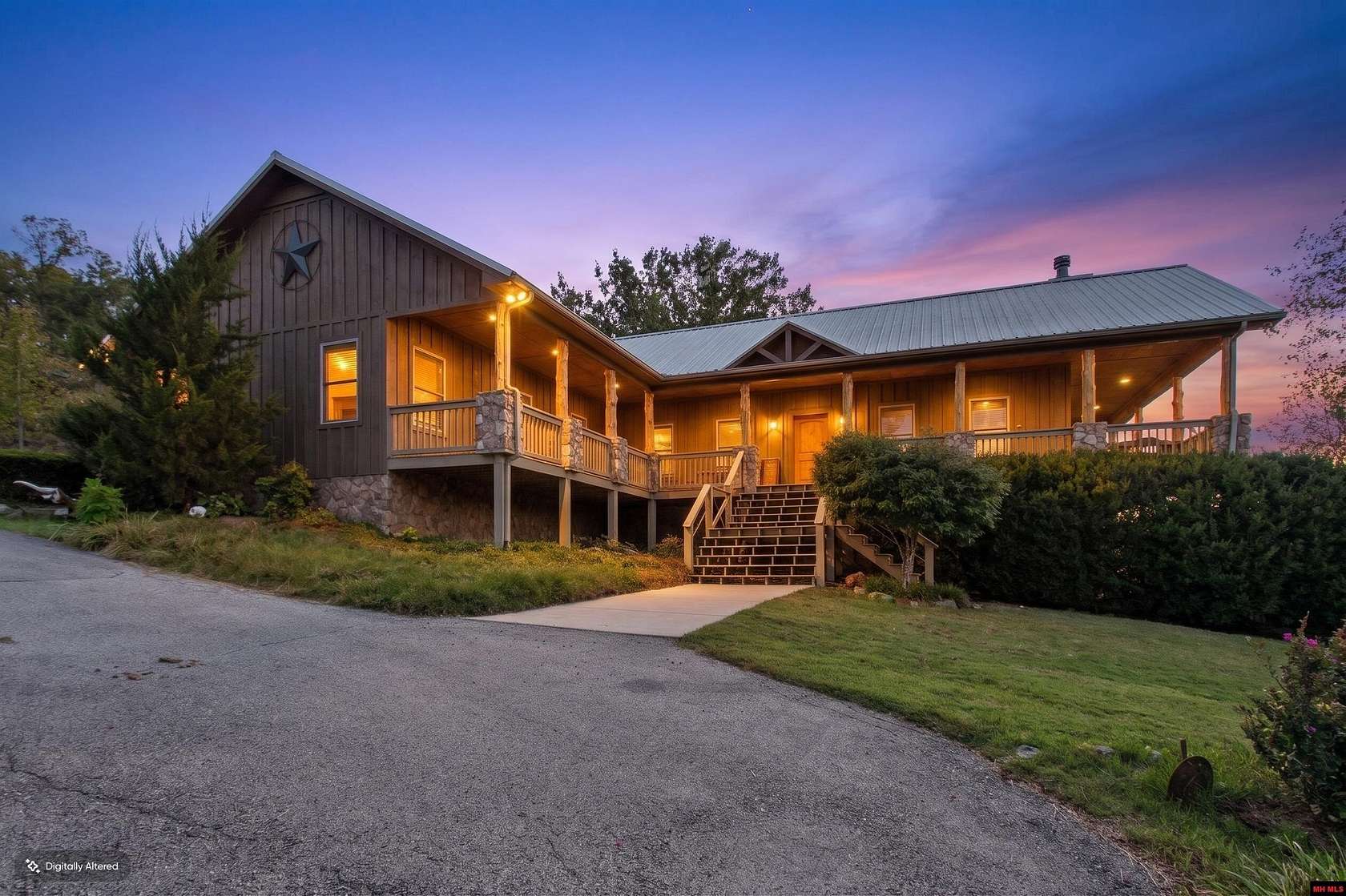 42 Acres of Agricultural Land with Home for Sale in Mountain Home, Arkansas