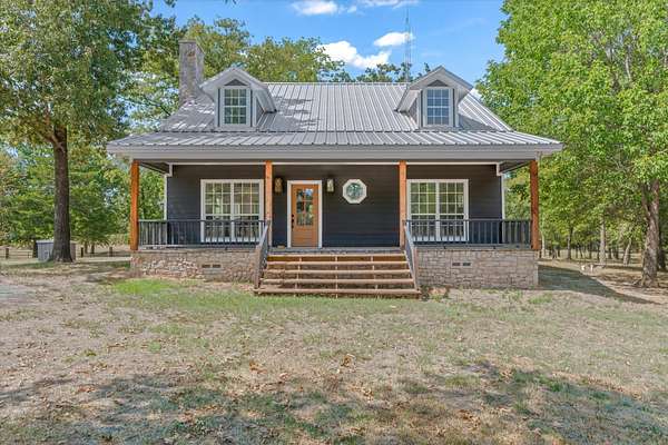 42 Acres of Land with Home for Sale in Wills Point, Texas