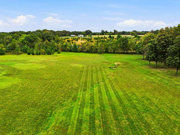 1.84 Acres of Residential Land for Sale in Springfield, Tennessee