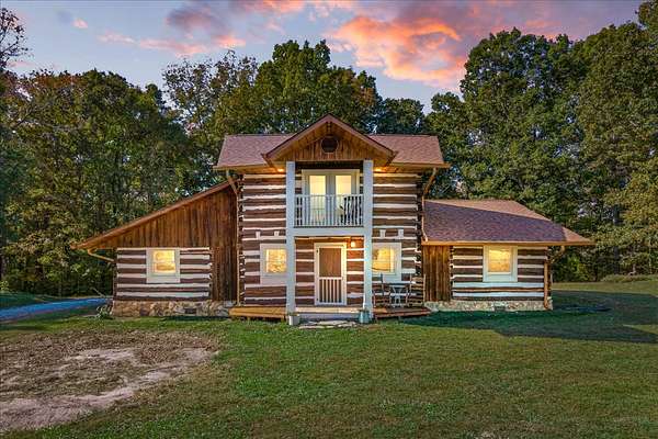 21.1 Acres of Land with Home for Sale in Decatur, Tennessee