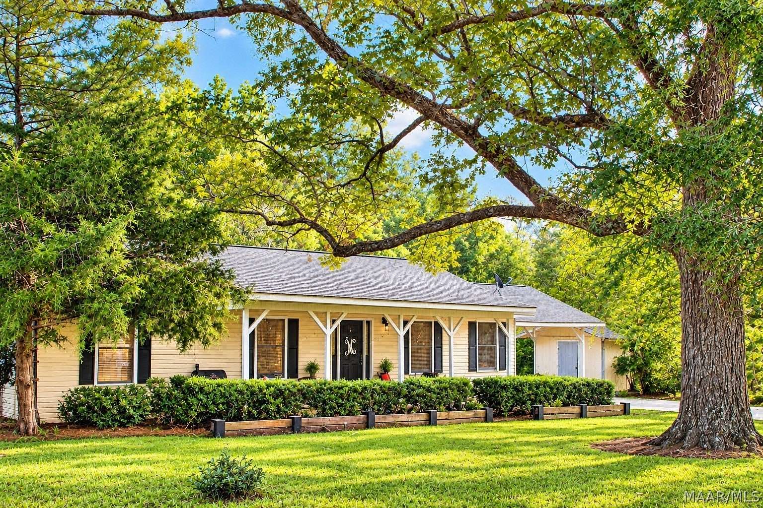 11 Acres of Land with Home for Sale in Fitzpatrick, Alabama