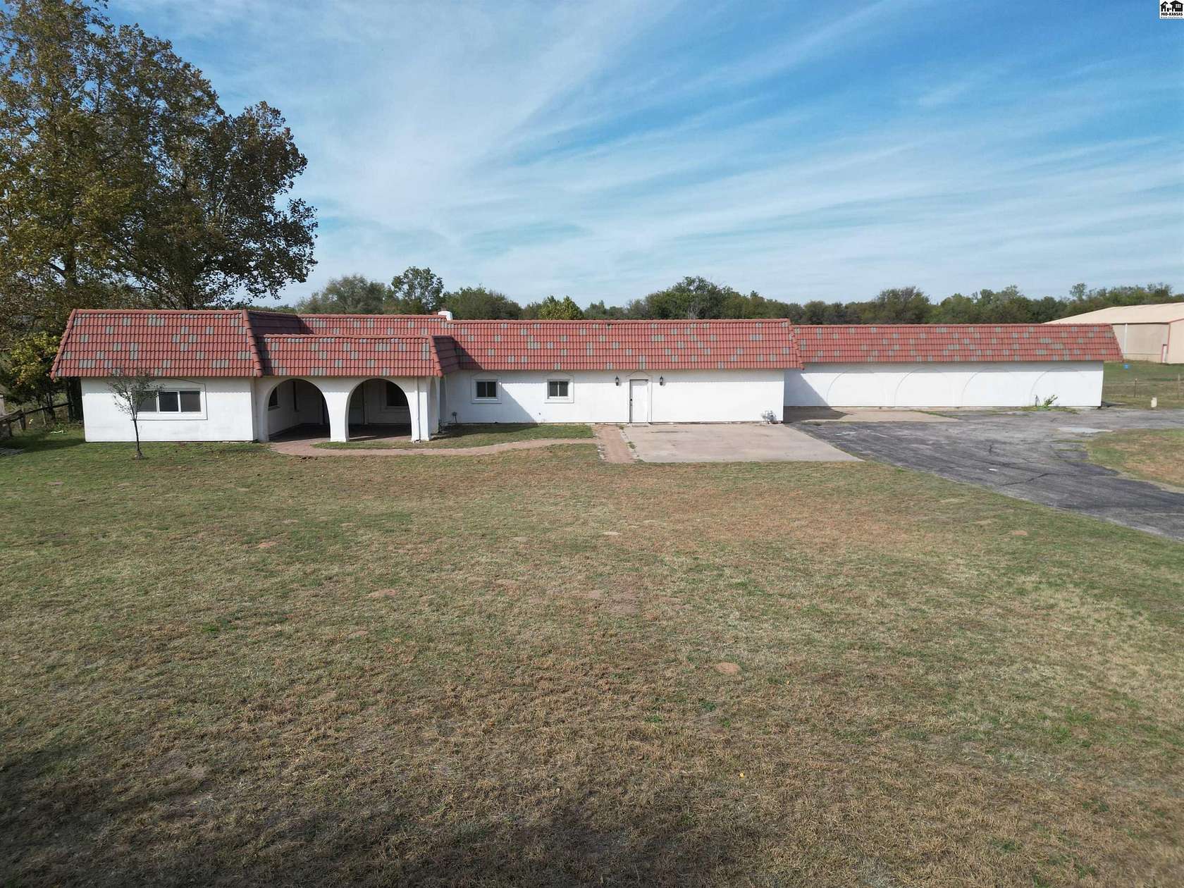 18.2 Acres of Land with Home for Sale in Hutchinson, Kansas