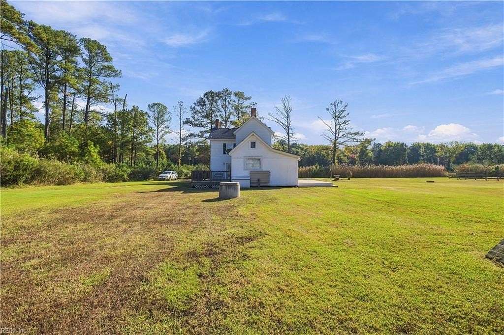 8 Acres of Land with Home for Sale in Diggs, Virginia