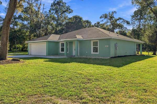 3 Acres of Land with Home for Sale in Ocala, Florida