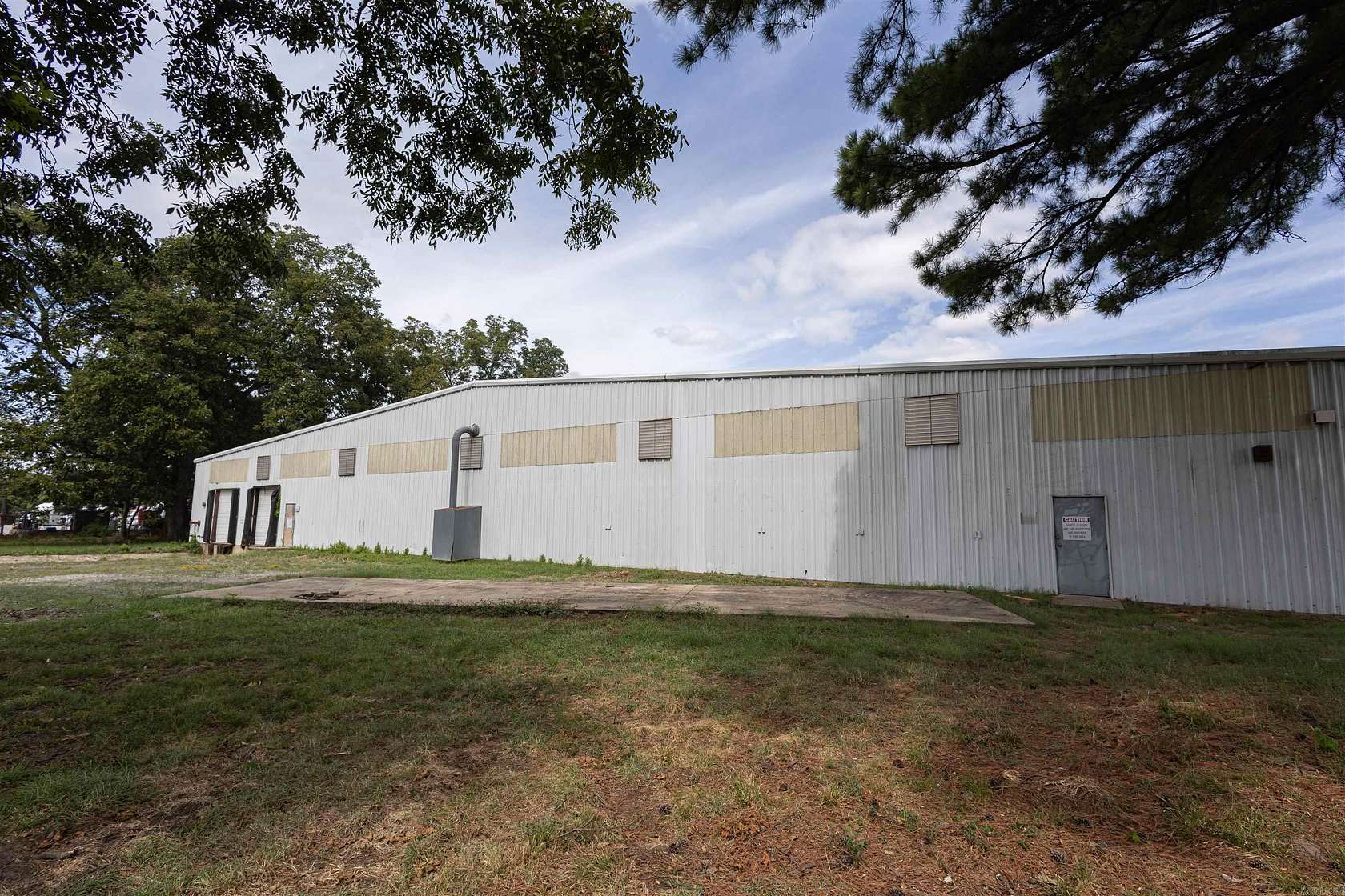 2.16 Acres of Improved Commercial Land for Sale in North Little Rock, Arkansas