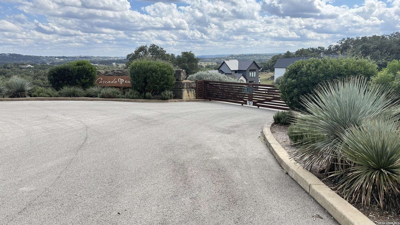 1 Acre of Residential Land for Sale in Spring Branch, Texas