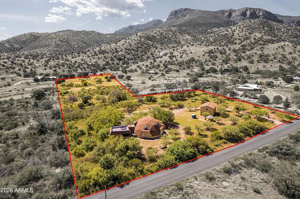 4.27 Acres of Land with Home for Sale in Hereford, Arizona