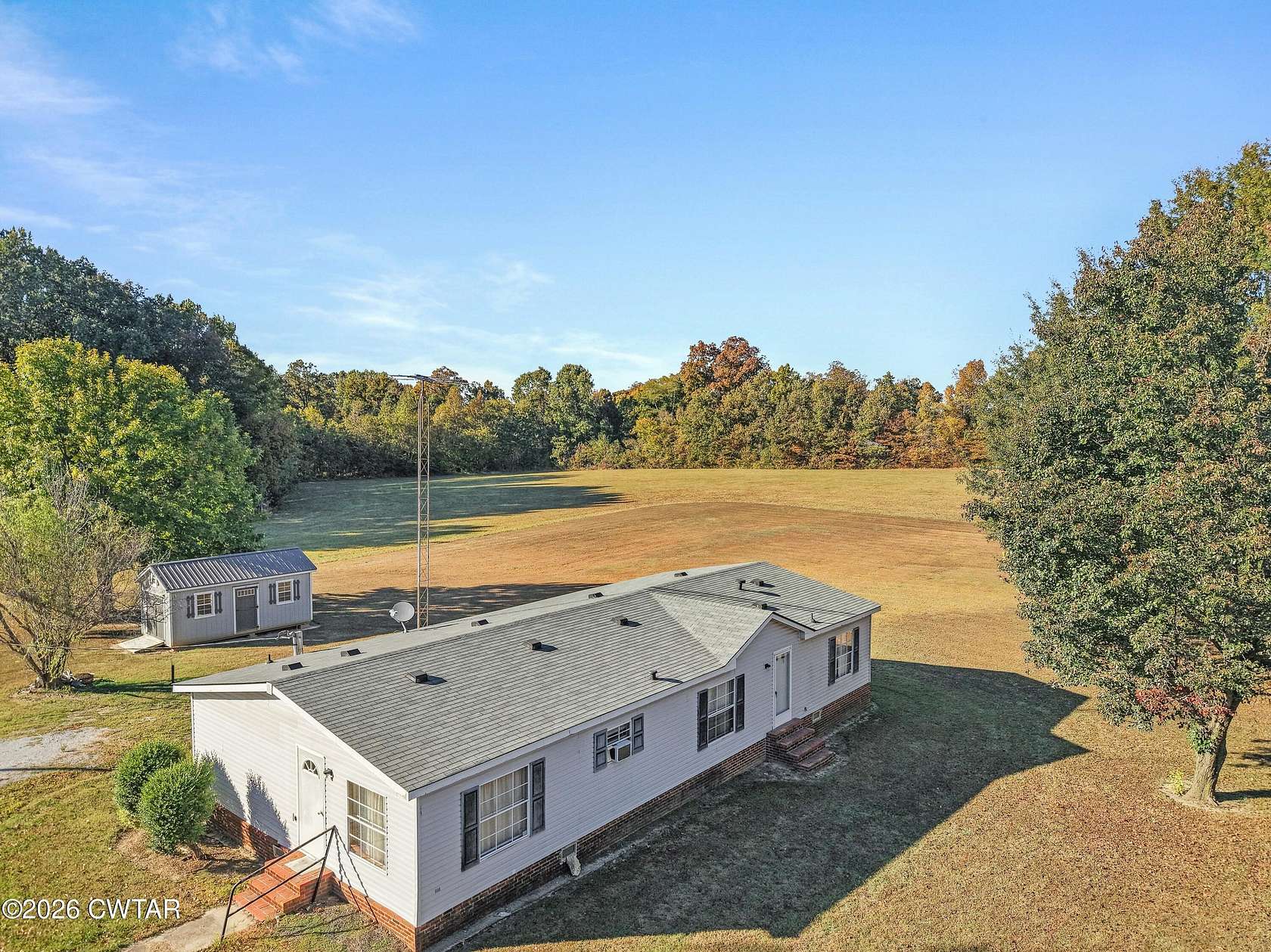 7 Acres of Land with Home for Sale in Trenton, Tennessee