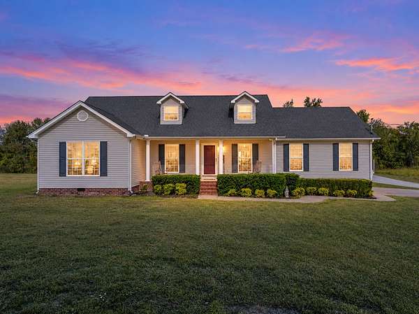 2 Acres of Land with Home for Sale in Wartrace, Tennessee