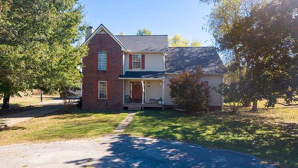 5 Acres of Land with Home for Sale in Gallatin, Tennessee