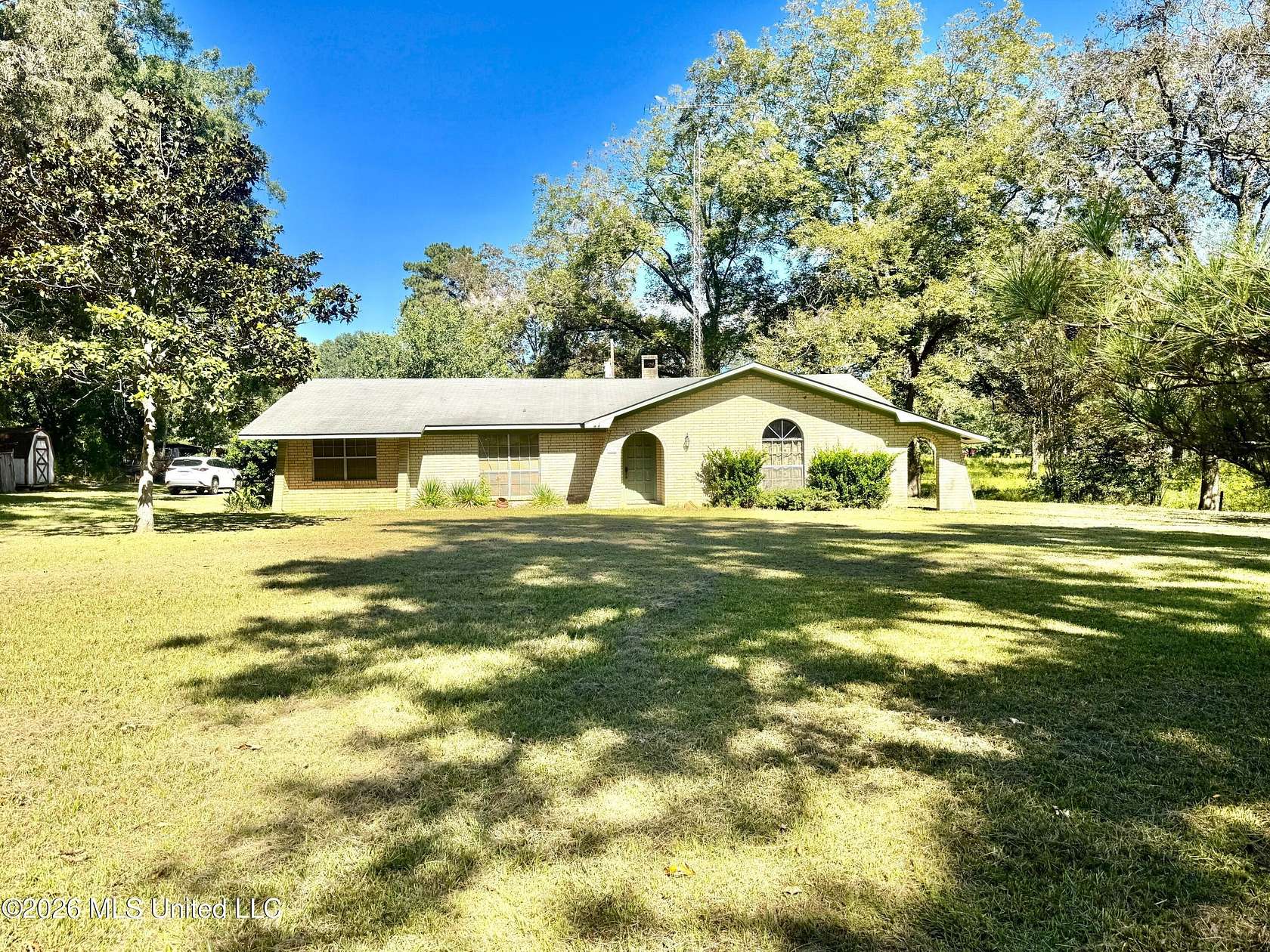 6.65 Acres of Land with Home for Sale in Natchez, Mississippi