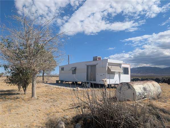 4.88 Acres of Land for Sale in Lucerne Valley, California