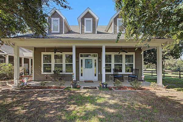 3 Acres of Land with Home for Sale in Monticello, Florida