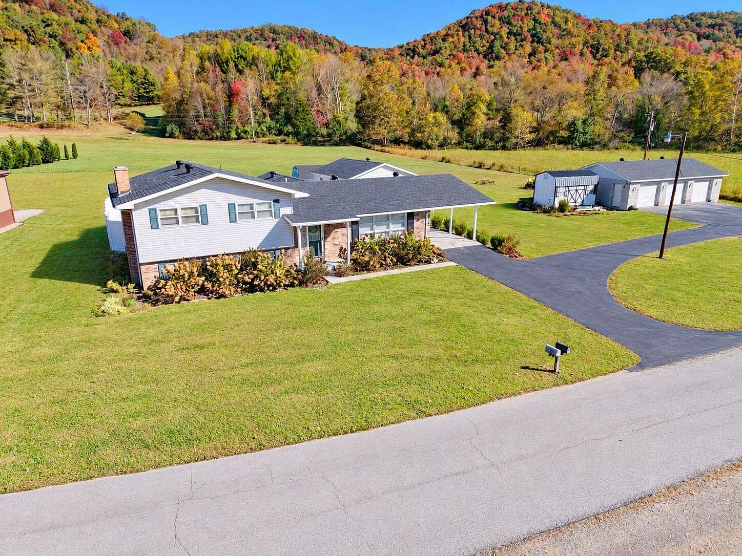 2 Acres of Land with Home for Sale in Vanceburg, Kentucky