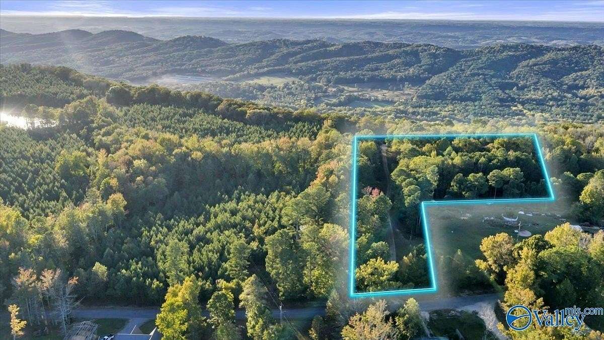 5.5 Acres of Land with Home for Sale in Fort Payne, Alabama
