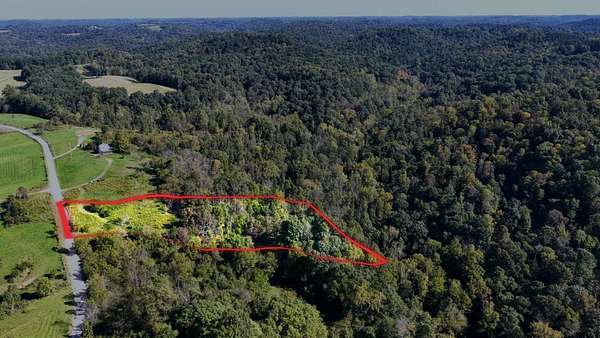 5 Acres of Recreational Land for Sale in Marietta, Ohio
