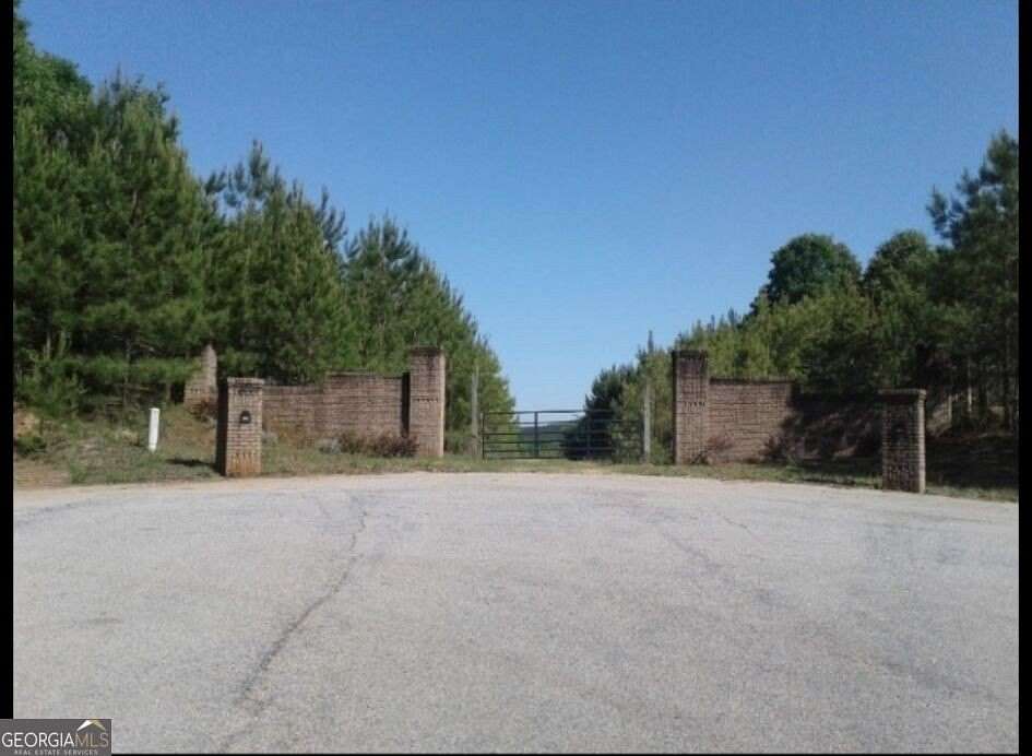 24 Acres of Recreational & Residential Land for Sale in Monticello, Georgia