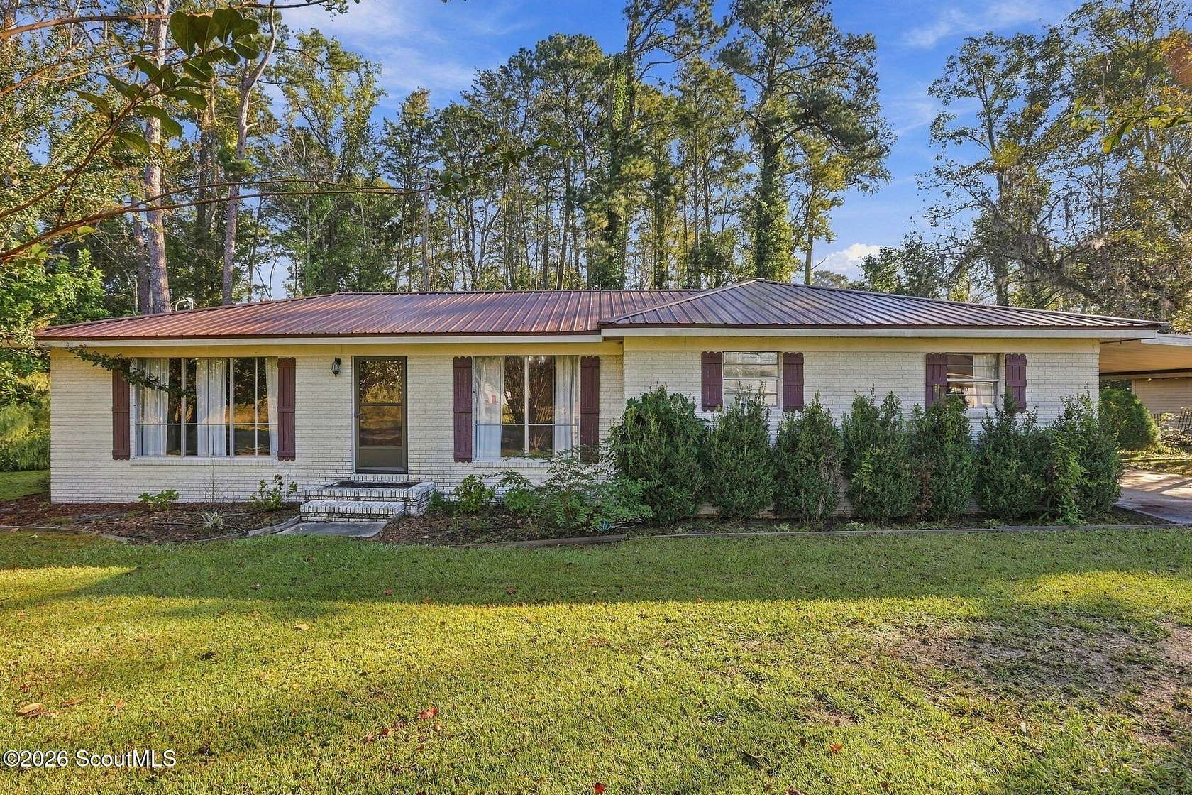 2.24 Acres of Land with Home for Sale in Waycross, Georgia