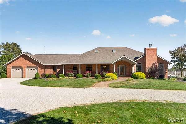 19.3 Acres of Land with Home for Sale in Smithton, Illinois