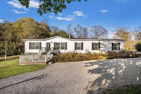 8 Acres of Land with Home for Sale in Winchester, Kentucky