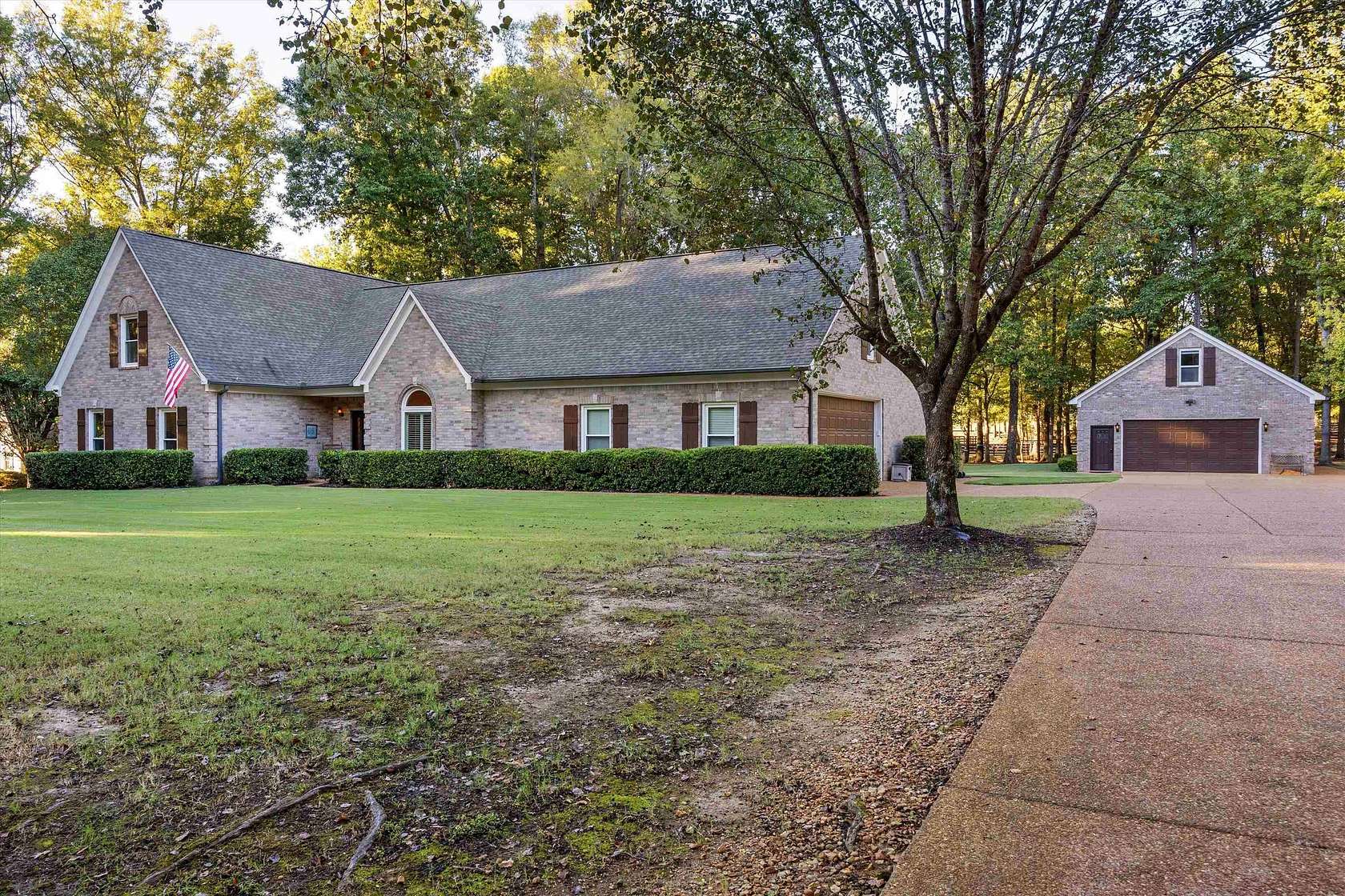 4 Acres of Land with Home for Sale in Cordova, Tennessee