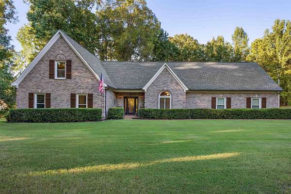 4 Acres of Land with Home for Sale in Cordova, Tennessee