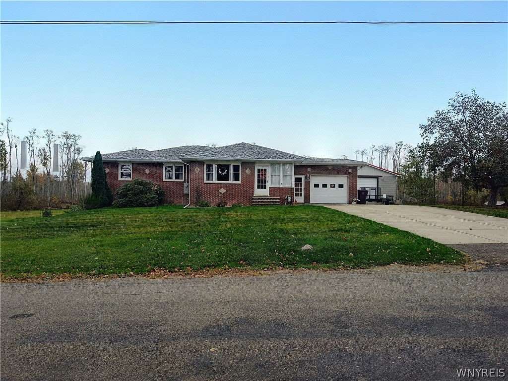 5.7 Acres of Land with Home for Sale in Eden, New York