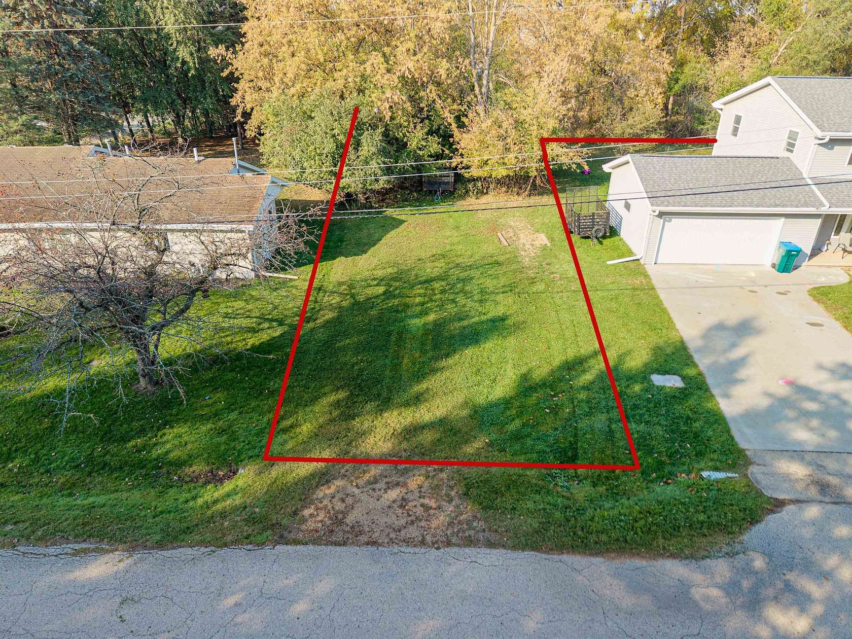 0.81 Acres of Mixed-Use Land for Sale in Grand Chute Town, Wisconsin