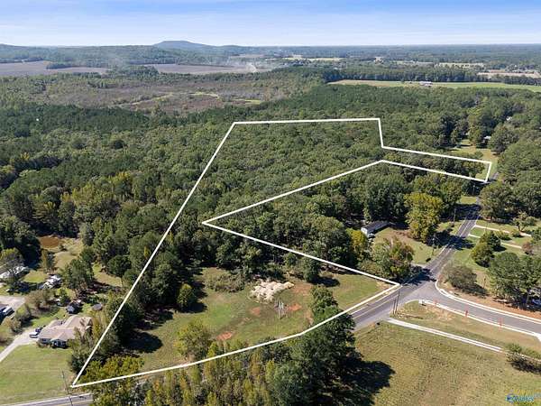 13 Acres of Land for Sale in Toney, Alabama