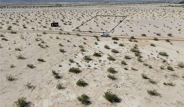 1 Acre of Land for Sale in Twentynine Palms, California