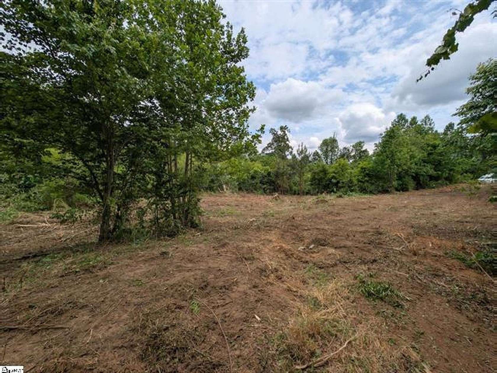 2 Acres of Residential Land for Sale in Inman, South Carolina