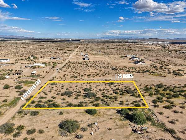1.25 Acres of Residential Land for Sale in Tonopah, Arizona