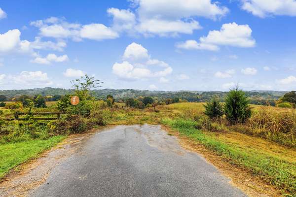 150 Acres of Land for Auction in Bowling Green, Kentucky
