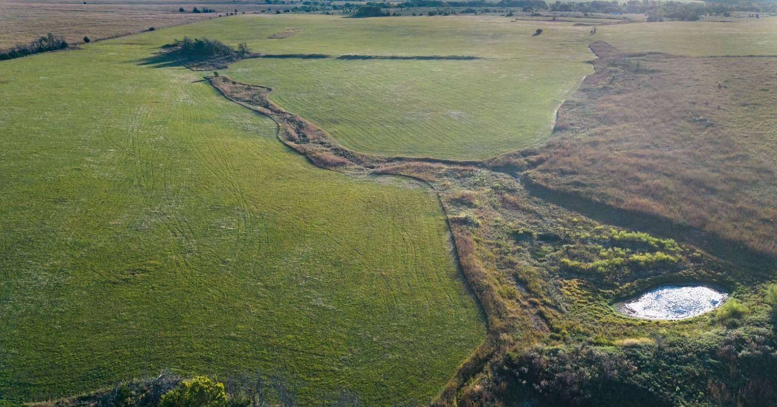 305 Acres of Land for Auction in Atlanta, Kansas