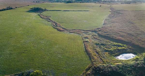 305 Acres of Land for Auction in Atlanta, Kansas